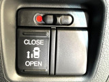 【パワースライドドア】スマートキーや運転席のスイッチでスライドドアの開閉が可能♪電動だから力を入れてドアを開ける必要が無く、小さいお子様でも、重い荷物を持っている時もラクに開け閉めできます♪