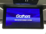 【後席用プルダウンモニター】後ろに乗車している人を飽きさせません♪ テレビやDVDビデオを見ながら楽しいドライブを♪使わない時は格納できますので、ジャマになる事もありません♪