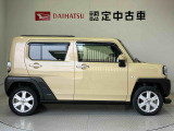 車両右側面からの写真になります。車をご覧になりたい時はお気軽に最寄りの店舗へご相談下さい。