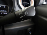 オートライト機能装備です!車外の明るさに応じて、自動的にライトの点灯・消灯をしてくれます♪