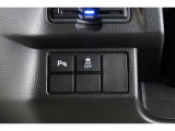 【横滑り防止装置】ドライバーの安全運転をアシストしてくれる装備が充実しています☆ドライバーの不安を安心へと変えてくれますね。