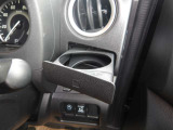 運転席ドリンクホルダー