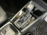 発進時から滑らかに加速する無段階変速のCVTはストップ&ゴーの多い街の中も快適です