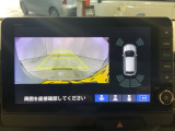 リアカメラ付で、後方をナビ画面で確認。車庫入れも安心です。もちろん、バックギアと連動しています。