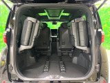 普段のお買い物や通勤、送迎等に十分な荷室スペースを確保しております。セカンドシートを倒すと、大きな荷物の積載も可能です♪