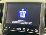 【メーカー純正ナビ】インテリアに溶け込むスタイリッシュな「専用設計」メーカーナビを装備♪視認性や操作性など基本性能にも優れ、より上質なカーライフをお楽しみいただけます。