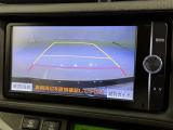 バックモニター付なので後退時に後方が見えるので安心。 車は構造上、死角がたくさんなので万が一を考えると必須ですね。 あくまで補助の為の装備、バックは目視で確認する事が重要ですよ。