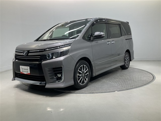 トヨタ ヴォクシー 
