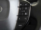 トヨタが誇る衝突被害軽減ブレーキとペダル踏み間違い防止装置を搭載したサポカーS車です。レーダークルーズコントロールも装備してます。