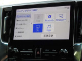 CD・DVD(再生機能)・ブルートゥース等を使用することができます。