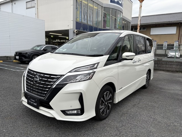 セレナ 2.0 ハイウェイスターV 