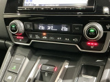 フロント両席にはシートヒーターが付いています!寒い日に便利な装備ですね。