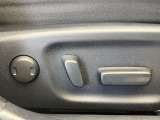 【パワーシート】スイッチ一つで簡単にシートの微調整が可能!電動だから力もいりません!快適なシートポジションにセットして、快適なドライブをお楽しみください。