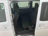 お車の状態をしっかりとお伝えするために1台の車両に付き40枚以上の画像を用意しております。外装はもちろん、室内の装備やお車の特徴などごらんください。