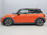 BMW,MINI専門店 店頭に車両が無い場合もございます。ご来店の際は、事前にお電話ください