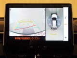 バックモニター&パノラミックビューで車庫入れや駐車もラクラク♪※あくまでも補助的な装置なので目視確認もお忘れなく!