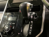 【フロアCVT】無段階変速機能でスムーズな走行をお楽しみいただけます♪エンジンパワーを無駄なく車輪に伝えるから低燃費にも貢献!