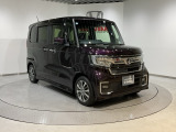 VSA(車両挙動安定化制御システム)を搭載していますので、雨天時や雪道などの運転をサポートしてくれます。