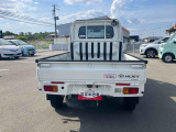 中古車をお選びいただく際に気になる走行距離や修復歴などに加えてキズ・凹みの有無・状態や消耗品の交換、今までの整備状況が &ldquo;ダイハツ認定中古車カルテ&rdquo;でわかります。