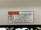 ハッチバックドアは半ドアまで閉めていただいたら自動的に閉まります。