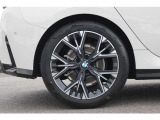 BMW認定中古車 車両本体価格に保証も含まれております!BMW認定中古車ですのでご安心くださいませ! BMW Premium Selection土浦