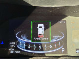 視認性に優れたメーターを採用しており、走行中でも車速や情報が分かりやすく表示されます。運転時の視線移動をむりのない範囲に抑え、快適で安心感のあるドライブをサポートします。