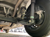 お車を安心してお乗りいただく為には、足回りの定期点検が欠かせません。サービスサポート(有償保証)では無料点検もご提供しており、安心のカーライフをお過ごしいただけるサポート体制が整っています。