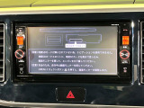 【純正ナビ】人気の純正ナビを装備しております。ナビの使いやすさはもちろん、オーディオ機能も充実!キャンプや旅行はもちろん、通勤や買い物など普段のドライブも楽しくなるはず♪