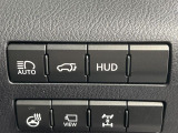 【パワーバックドア】スマートキーや運転席のボタンを押すだけでリアゲートが自動で開閉します!荷物を持っている時や、高い位置にあるバックドアを閉める際に便利な機能です♪