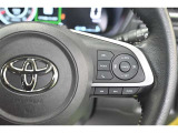設定した速度内で、前方車両との距離を保ちながら加減速をしてくれます。高速道路での長距離移動が楽になりますよ♪
