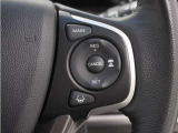 ◆アダプティブクルーズコントロール◆予め設定した車速内でクルマが自動的に加減速。前走車との適切な車間距離を維持しながら追従走行します。【LKAS】車線維持支援システムでステアリング操作を支援。