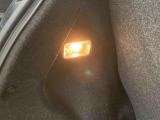 お車の状態をしっかりとお伝えするために1台の車両に付き40枚以上の画像を用意しております。外装はもちろん、室内の装備やお車の特徴などごらんください。
