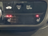 運転席&助手席シートヒーター付で、寒い日も快適です。