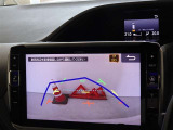 バックガイドモニターを装備しています、車庫入れもラクラクです。