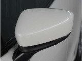 【ドアミラーウインカー】格好良さだけではなく対向車両からの視認性もよく安全に走行する為の安全装備のひとつです。