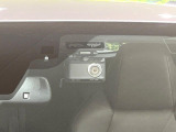 【ドライブレコーダー】ドライブレコーダー装備!走行中はもちろん、あおり運転や事故に遭遇した際、映像で記録し、万一のリスクに備えます。※記録用SDカードはお客様ご自身でご準備いただく必要があります。