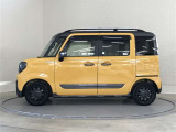 両側パワースライドドア付きだから、狭い駐車スペースなどでの 乗り降りラクラク!小さなお子さまのいるご家庭には嬉しい装備。