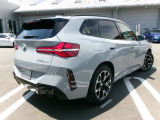BMWプレミアムセレクション館林では、高年式低走行モデルからMモデル、年式が経ちなかなかディーラーでは見かけないモデルまで幅広いラインナップで認定中古車を取り扱っております。品質に自信があります。