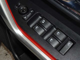 電動格納式ドアミラー・パワーウインドウを装備しています。