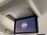 【フリップダウンモニター】家族や友人とお出かけする機会が多い方に大人気のフリップダウンモニター!大画面モニターで車内はエンタメ空間!退屈しがちな長距離ドライブも楽しい時間に変わります!