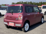 ●仕入れ段階で徹底したチェックを行い、厳しい審査にパスした車だけを展示・販売しています。弊社ではこれをプロチェックと呼び、数十の独自チェック項目に基づき、車の状態を調べ上げています。