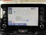 8インチのディスプレイオーディオです。ナビとスマートフォンと連携ができます。