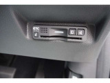 【ETC】ETC付きです!高速道路料金所での小銭の出し入れや雨天時における窓の開け閉めなどの煩わしさが解消できます。料金所の通過もスムーズで快適ですよ♪