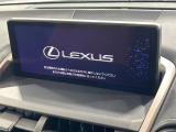 【10.3インチワイドナビ】高級感とインパクトのある大型ワイドナビを装備。各種オーディオ操作はもちろん、横長ワイド画面でのマップ2分割表示など、利便性も高いナビです♪