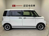 車両右側面からの写真になります。車をご覧になりたい時はお気軽に最寄りの店舗へご相談下さい。