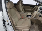 見通しのよいすっきりとした視界で、誰でも運転しやすいです。運転のしやすさは疲れにくさにも繋がりますよ♪