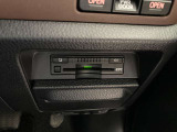 付いているクルマも増えましたが、U-Carではまだまだ付いていればラッキーなETCです。高速道路の料金をお得にするための、便利な装備です。セットアップ後、すぐに利用可能です。