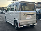 「人&rArr;中古車選びのプロがあなたをサポート」 車を知り尽くした「カーライフアドバイザー」が車選びからアフターサービスまできめ細かくご対応致します。