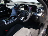 車輛に関するオプション装備、価格等ご不明な点などはお気軽にお問合せ下さい。また、総支払額の表示は一般的な販売諸条件の諸費用で計算しています。詳細な諸費用等はスタッフまでお見積り依頼をお願致します。