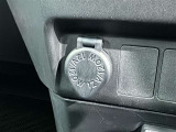 シガーソケット用の充電器が使用可能です!